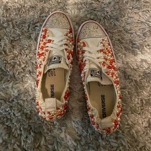 Be-Dazzled Converse! ✨